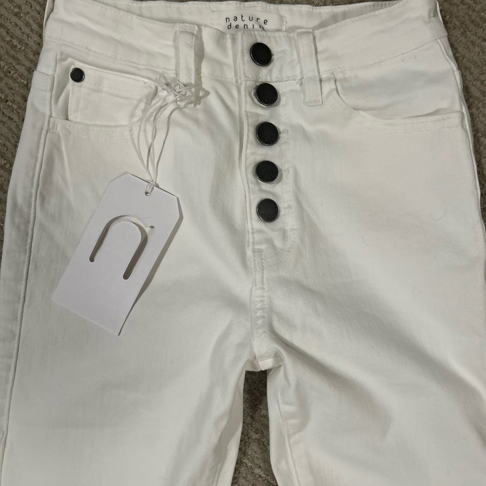 NWT! Natures Denim High-Waisted White Skinny Jeans - Picture 2 of 5